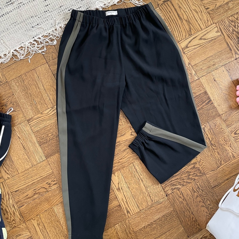 Aritzia Joggers